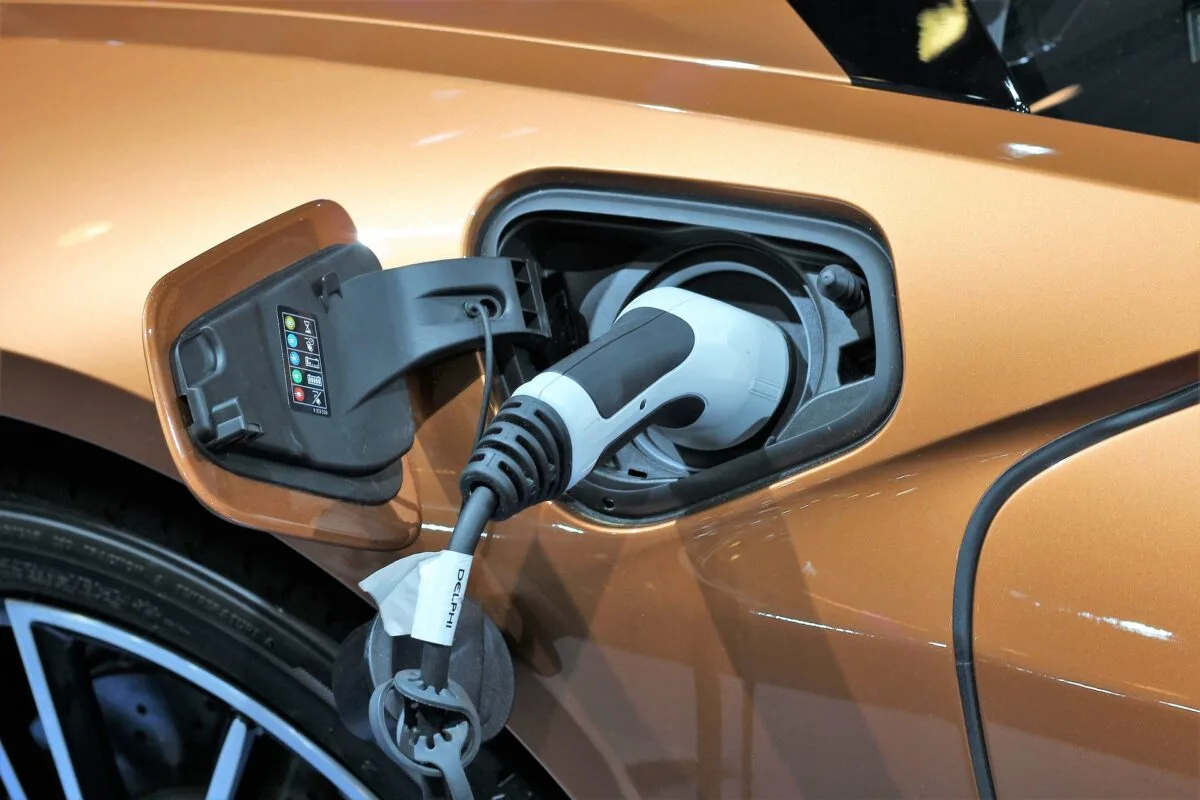 Ladekabelarten und Steckertypen für Elektroautos