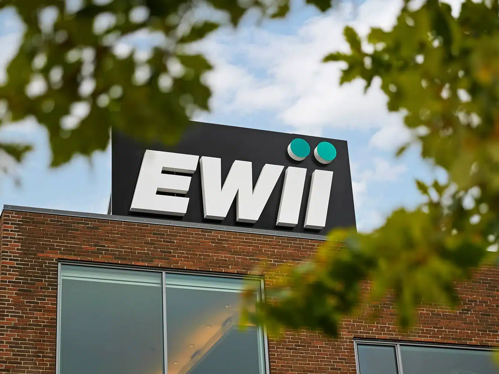 Mit Monta baut EWII in 10 Monaten 3.200 neue Ladepunkte auf