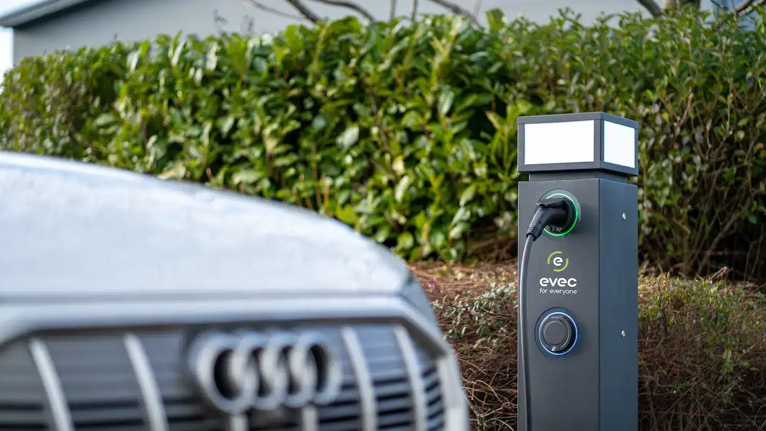 Monta and Evec partner on affordable charging proposition