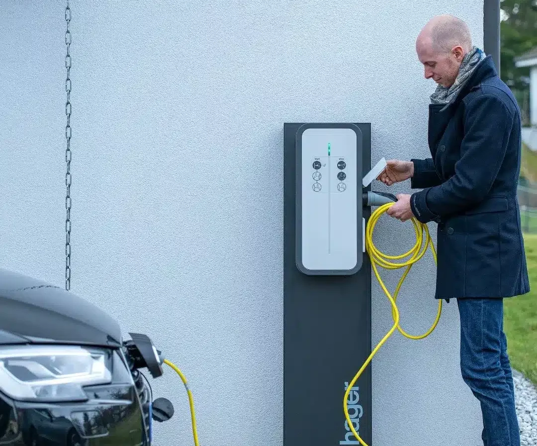 Voiture électrique : l'installateur de bornes ChargeHop s’associe à la startup danoise Monta pour lancer sa filiale WeDoM