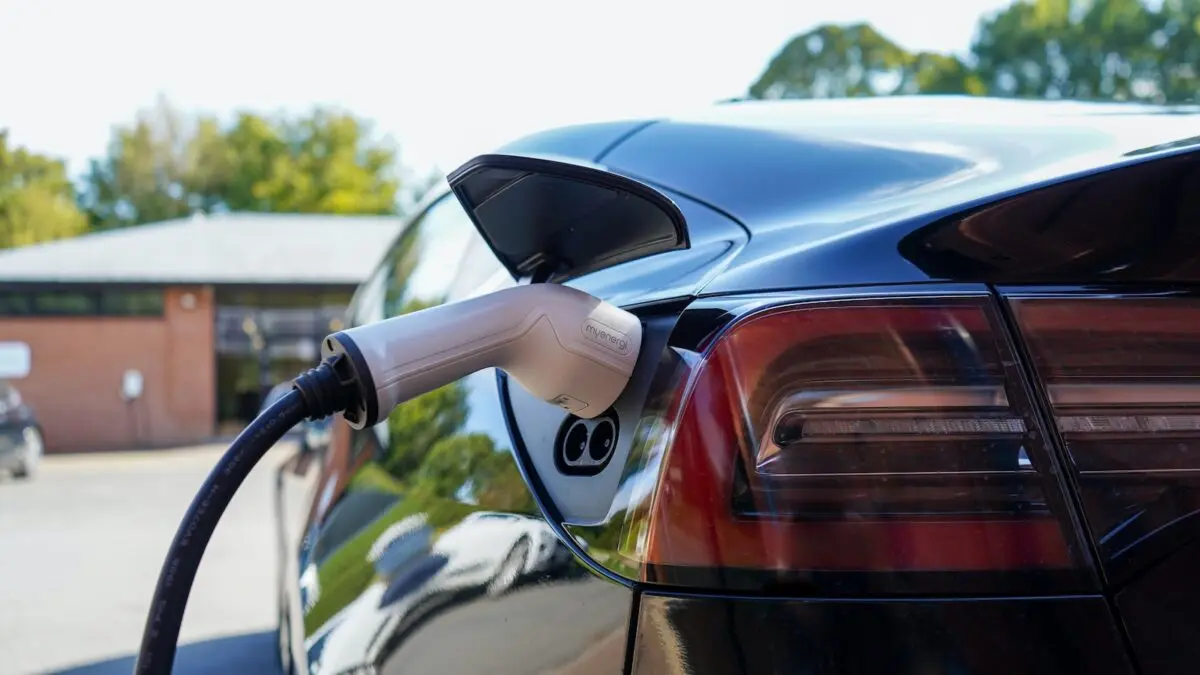 Recharge de voiture électrique, les régions de France les mieux équipées