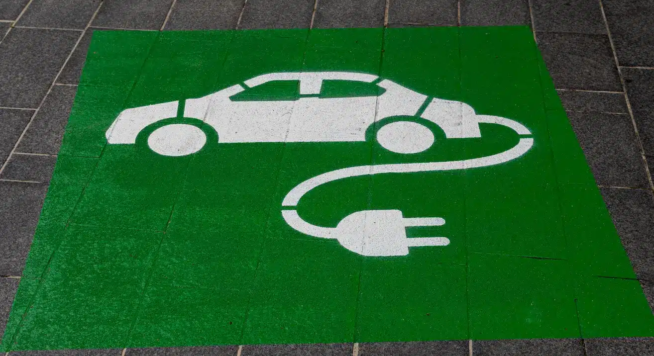 Cette start-up règle le principal problème de la recharge de voiture électrique